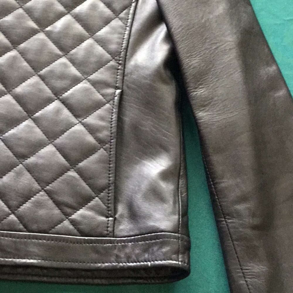 Leather jacket - Picture 3 of 5